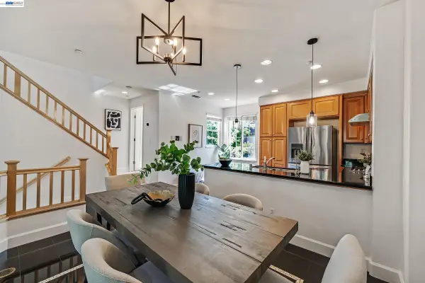 1013 Amber Ter, Union City, CA 94587