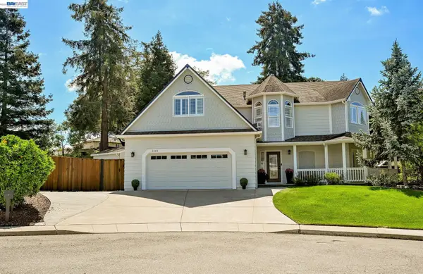 2473 Centennial Ln, Hayward, CA 94541