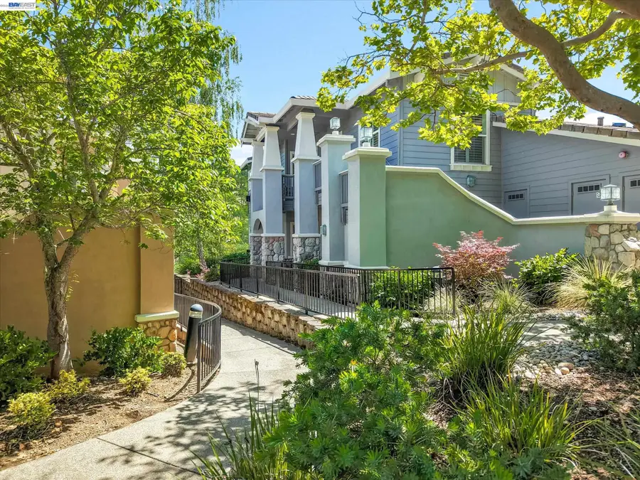 2964 Saklan Indian Dr, Walnut Creek, CA 94595 - #2