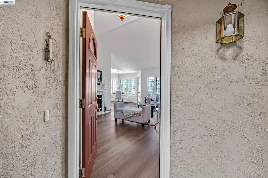 5012 Lakeview Dr #200, San Ramon, CA 94582 - #2