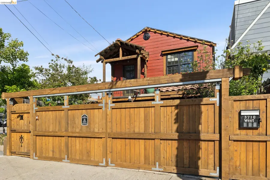 3710 West St, Oakland, CA 94608 - #2