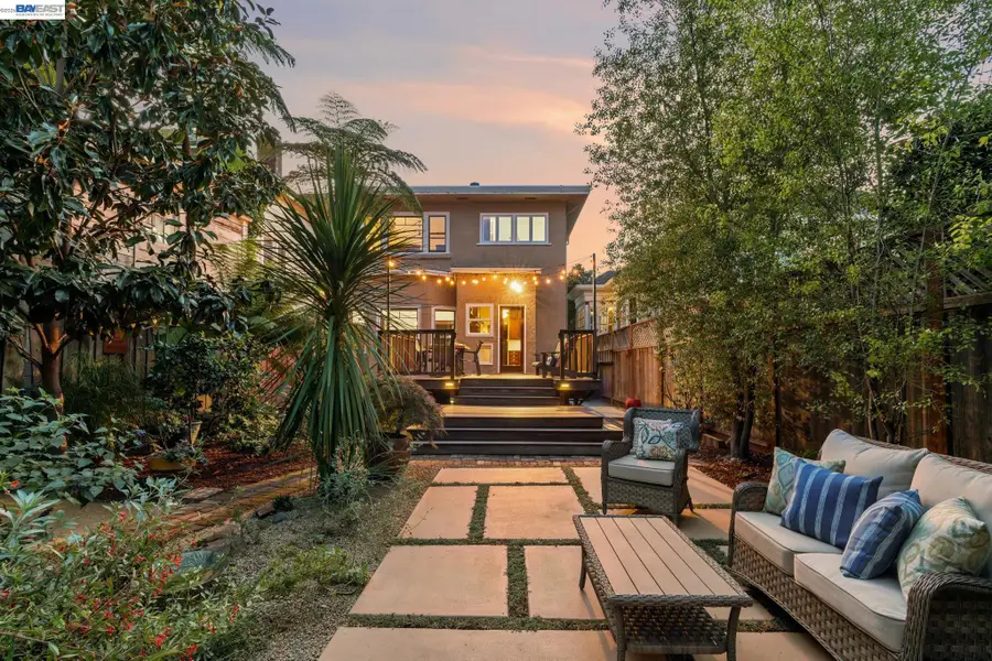 1222 Versailles Ave, Alameda, CA 94501 - #2