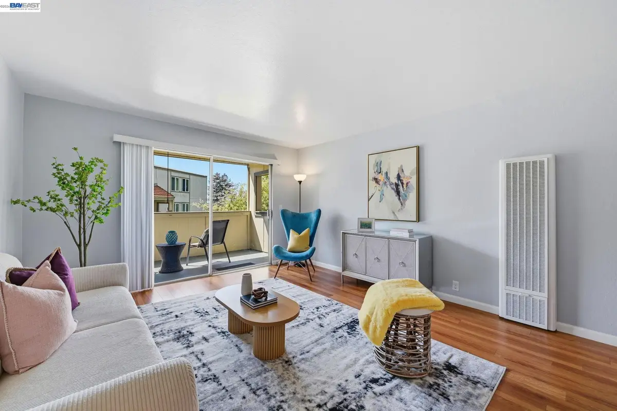 1510 E St #23, Hayward, CA 94541 - #1