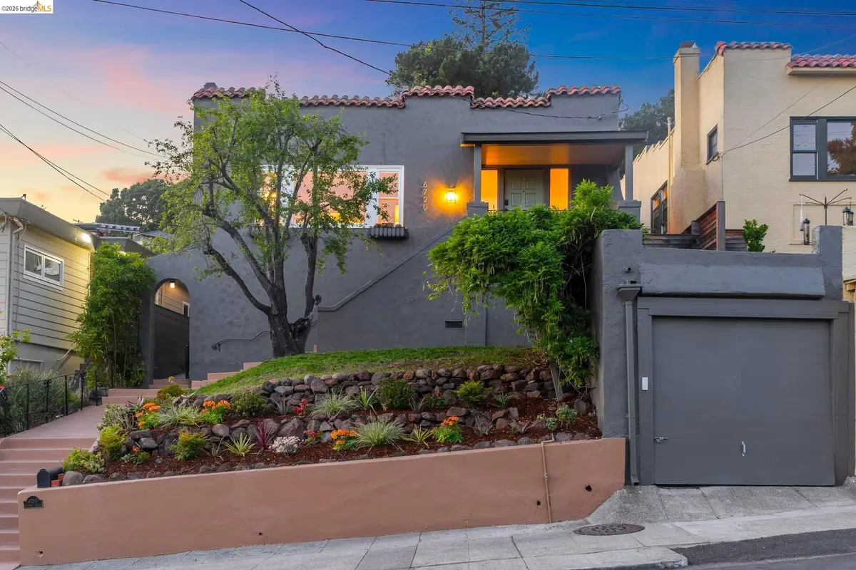 6720 Manor Crest, Oakland, CA 94618 - #1