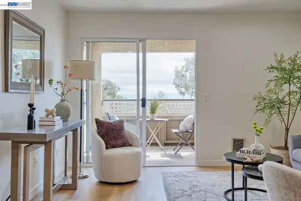 685 Dartmore Ln #365, Hayward, CA 94544