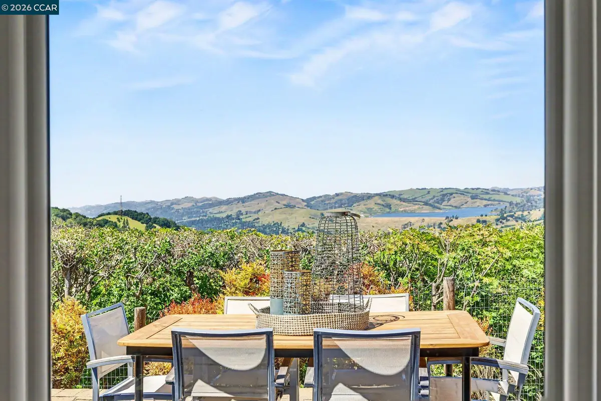 3 Camino Del Cielo, Orinda, CA 94563 - #1