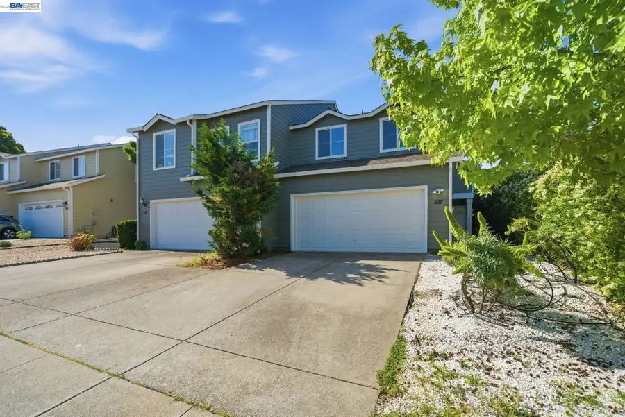 227 Clearpointe Drive, Vallejo, CA 94591 - #3