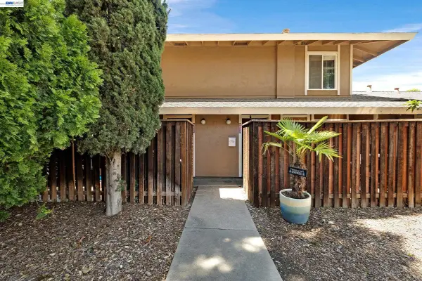 2011 Olivera Rd #B, Concord, CA 94520
