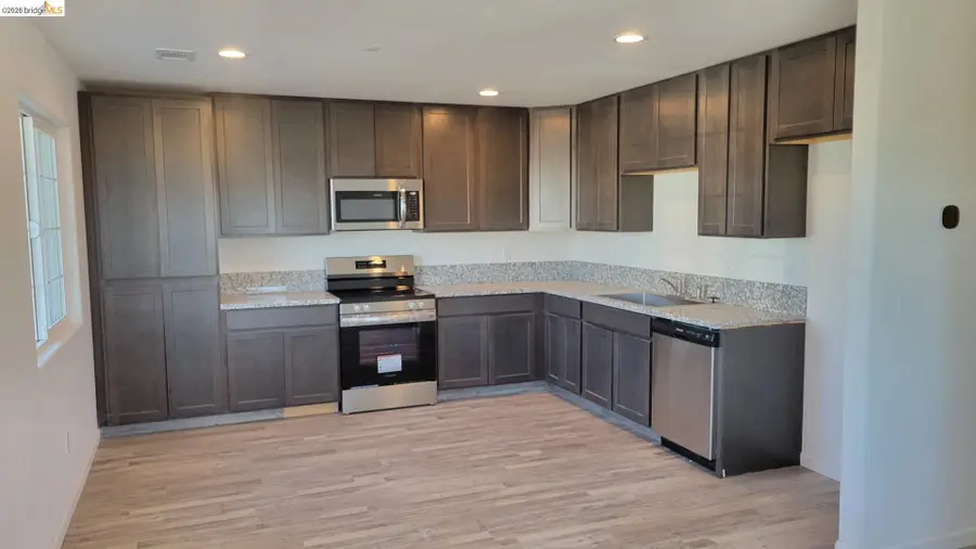 300 N Soderquist Rd, Turlock, CA 95380 - #2