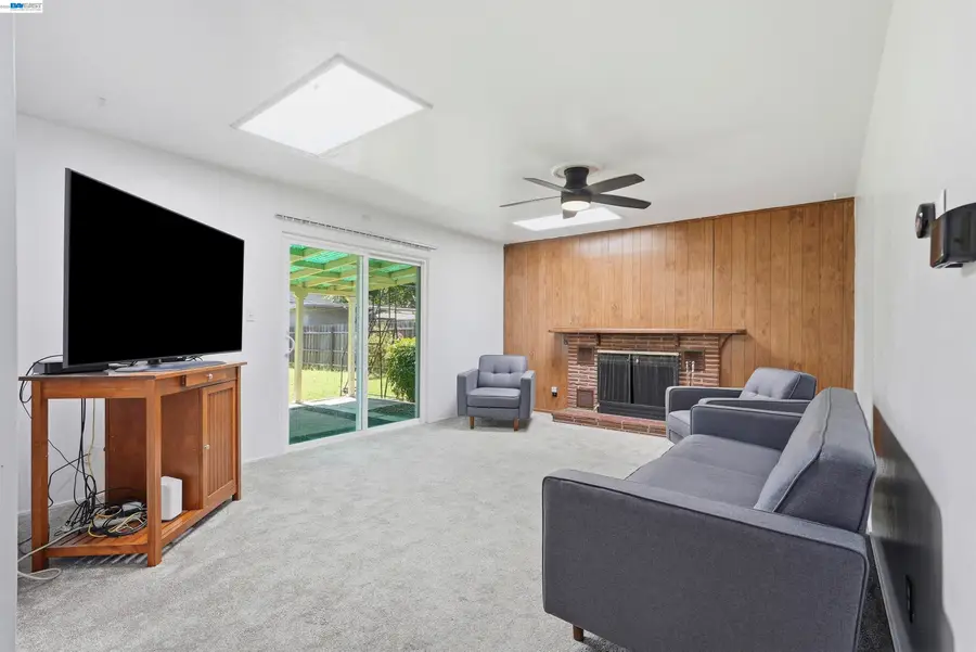 4546 Freeway Cir, Sacramento, CA 95841 - #3