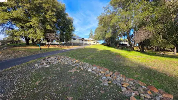 20749 Hemlock St., Groveland, CA 95321