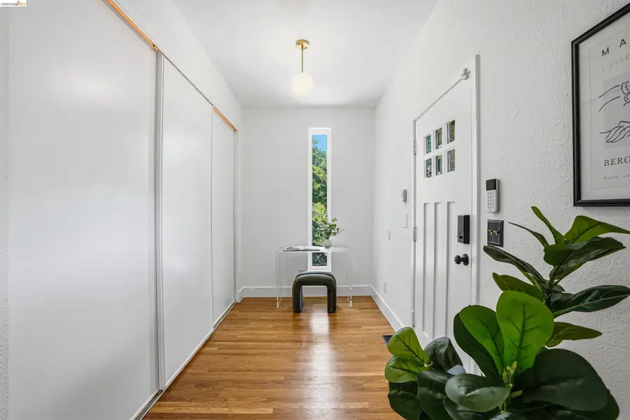 2237 Trafalgar, Oakland, CA 94611 - #2