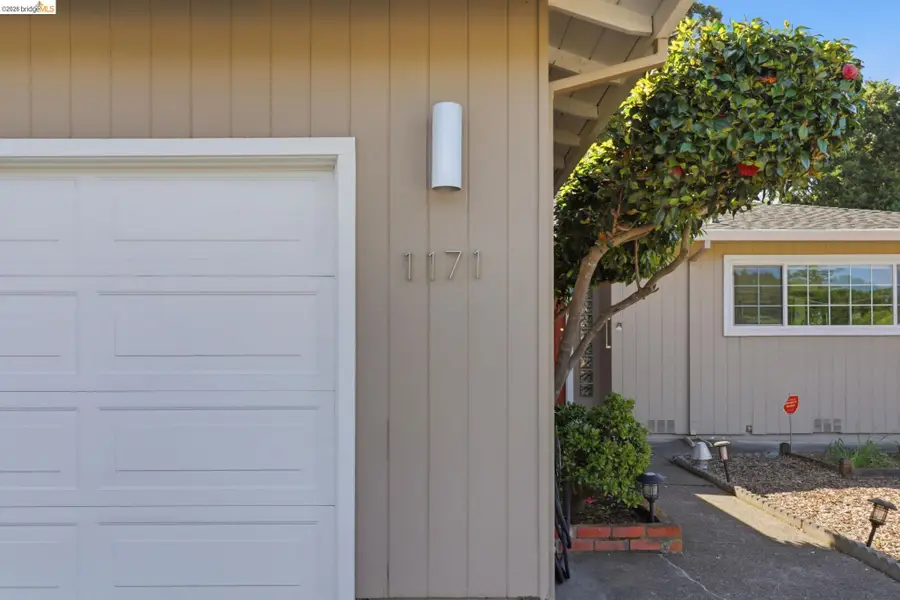 1171 Cambridge St, Novato, CA 94947 - #3