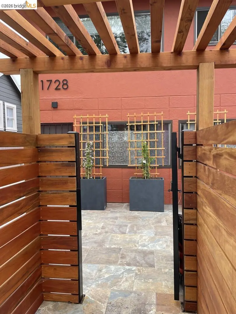 1728 7th St #F, Berkeley, CA 94710 - #2