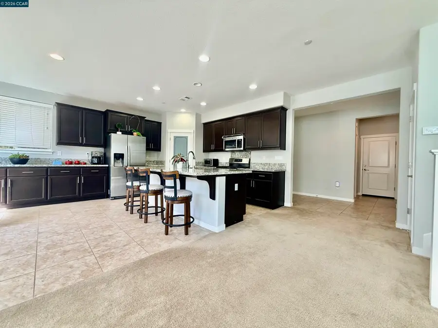 307 Birmingham Ct, Fairfield, CA 94534 - #3