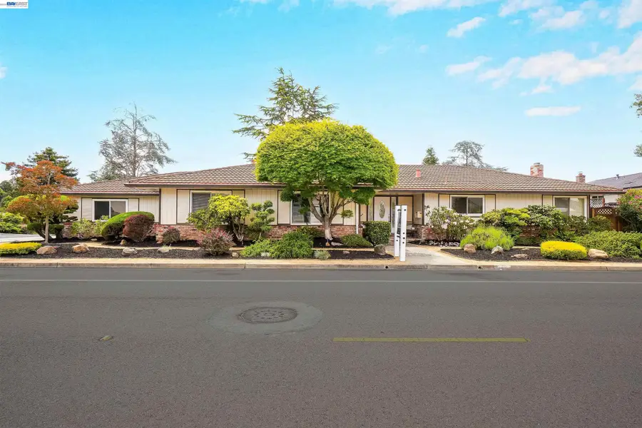 3787 Oakes Dr, Hayward, CA 94542 - #3