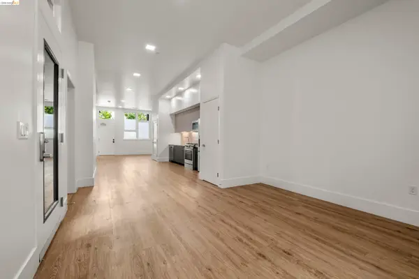 1545 32nd Street #110, Oakland, CA 94608