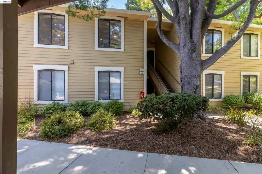 683 Center, Martinez, CA 94553 - #3