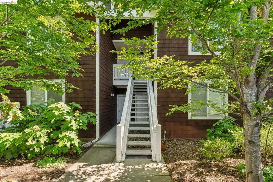 214 Bayside Ct, Richmond, CA 94804 - #2