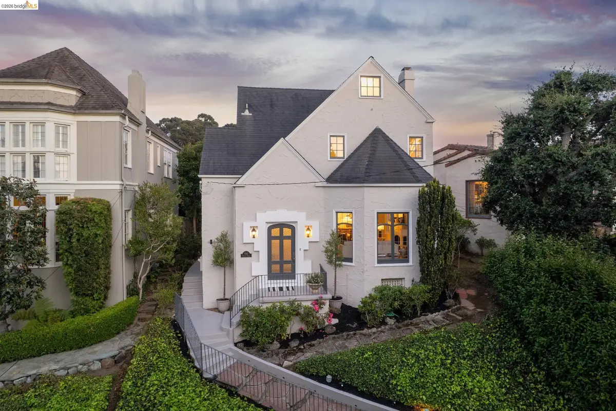 1165 Harvard Rd, Piedmont, CA 94610 - #1