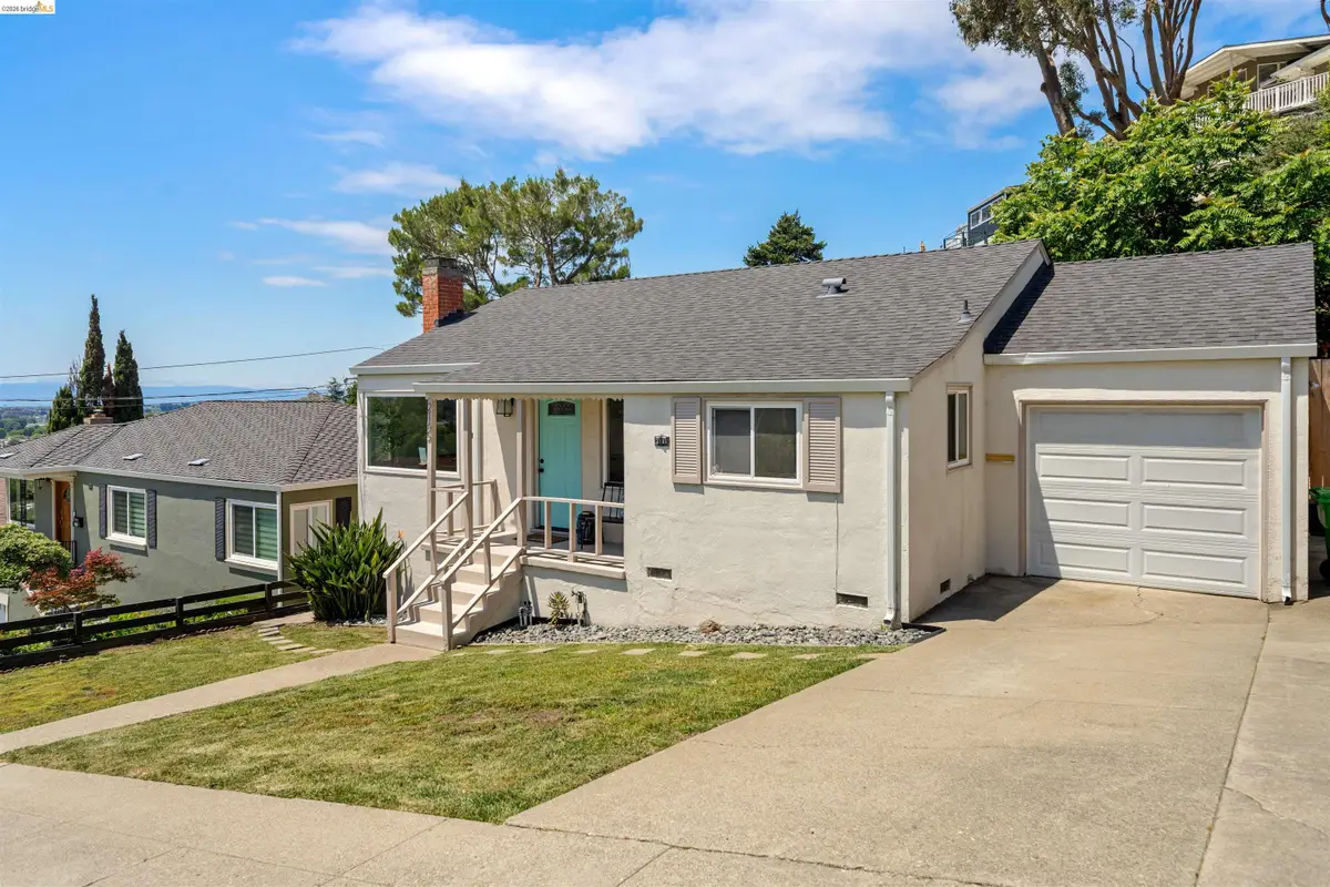2165 Strang Ave, Castro Valley, CA 94578 - #1