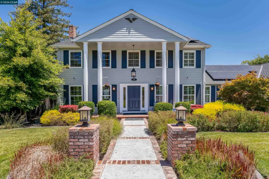 275 Deerfield Dr, Moraga, CA 94556 - #2