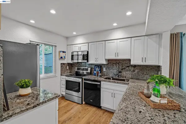 408 Old Orchard Ct, Danville, CA 94526
