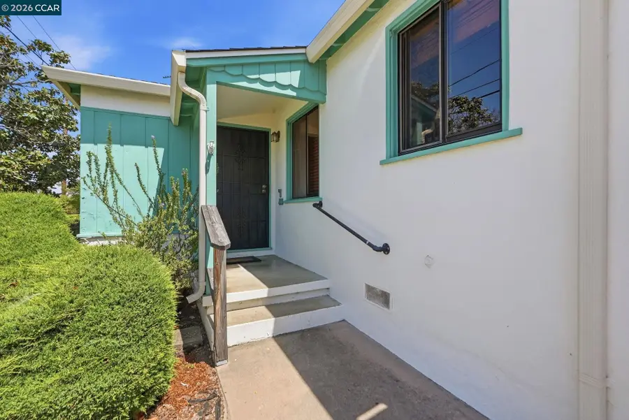 15184 Andover St, San Leandro, CA 94579 - #2