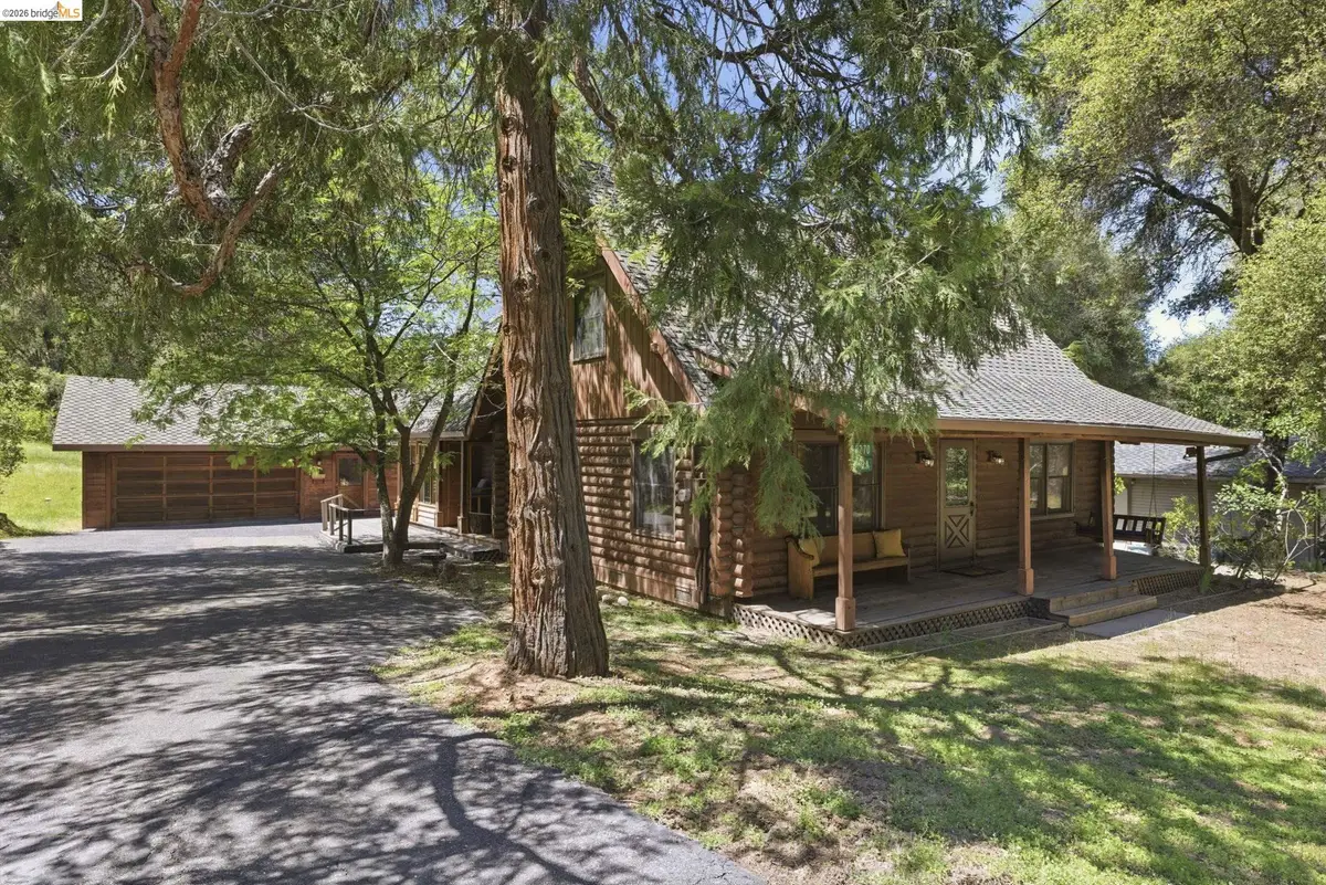 19270 Ferretti Rd, Groveland, CA 95321 - #1