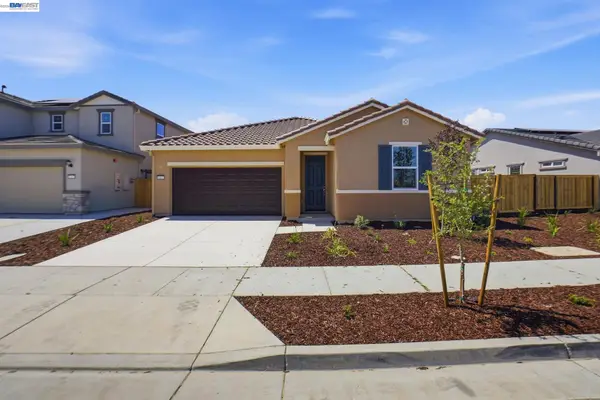 16047 Pirates Cove Ln, Lathrop, CA 95330