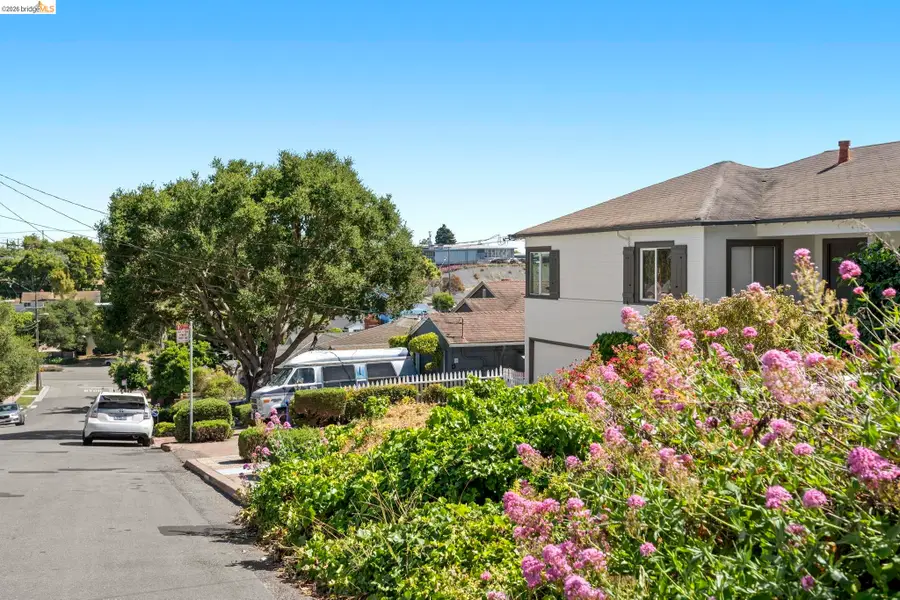 1711 Santa Clara St, Richmond, CA 94804 - #3