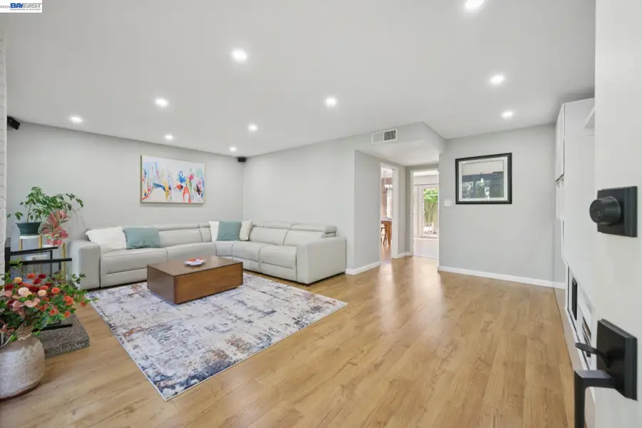 3027 Linda Vis, Alameda, CA 94502 - #3