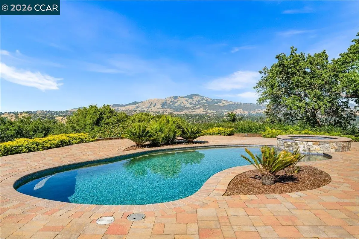 300 Oak View Ter, Danville, CA 94526 - #1