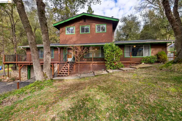21550 Phoenix Lake Rd, Sonora, CA 95370