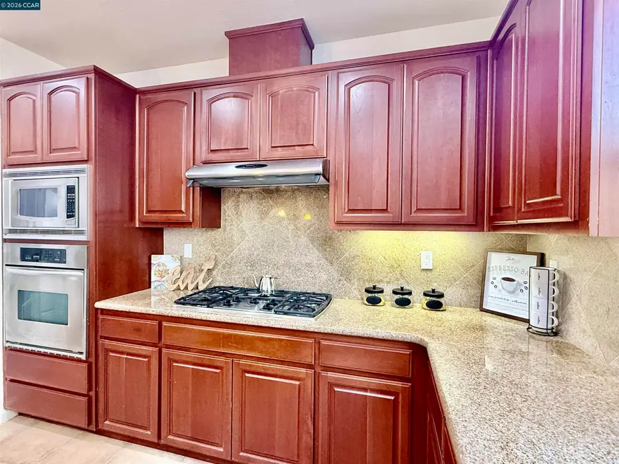 7240 Willow Creek Cir, Vallejo, CA 94591 - #3