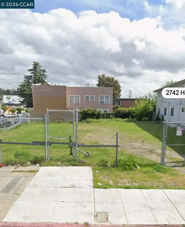 2742 W Havenscourt Blvd, Oakland, CA 94605