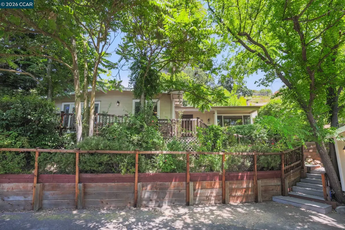 205 Summit Rd, Walnut Creek, CA 94598 - #1