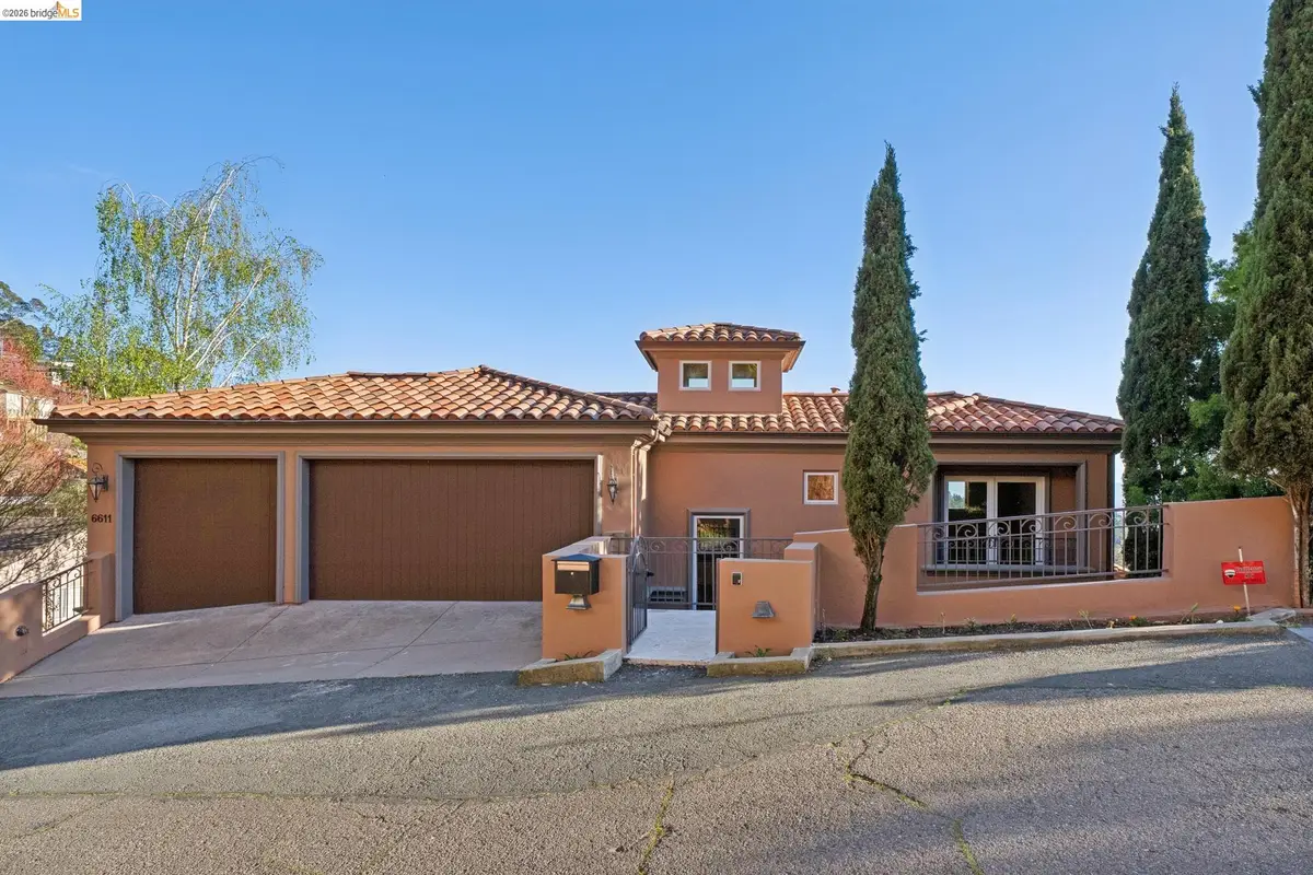 6611 Elverton Dr, Oakland, CA 94611 - #1