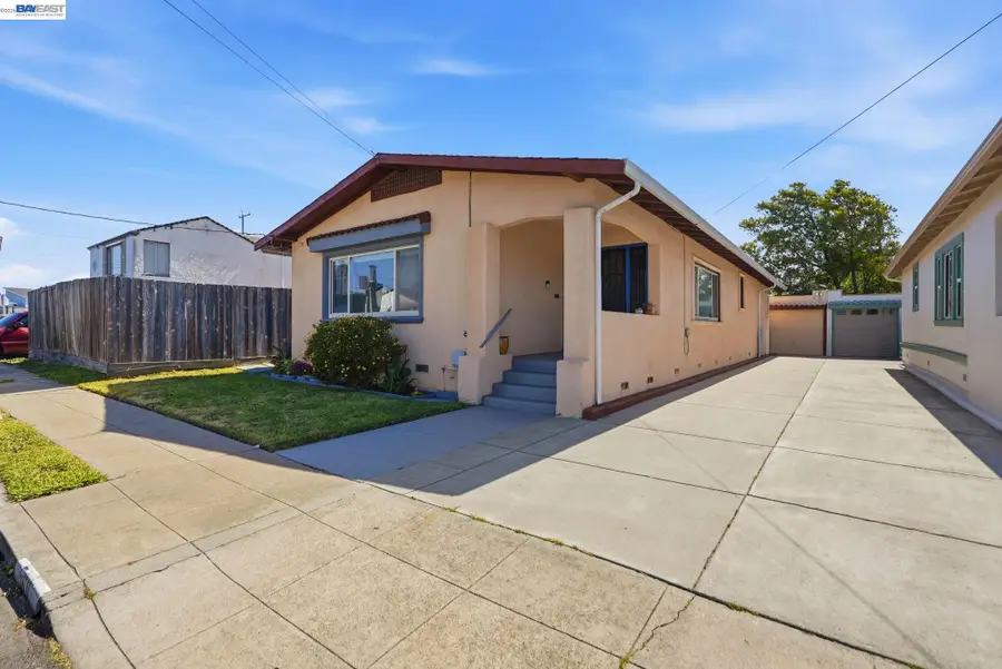 560 41st St, Richmond, CA 94805 - #3