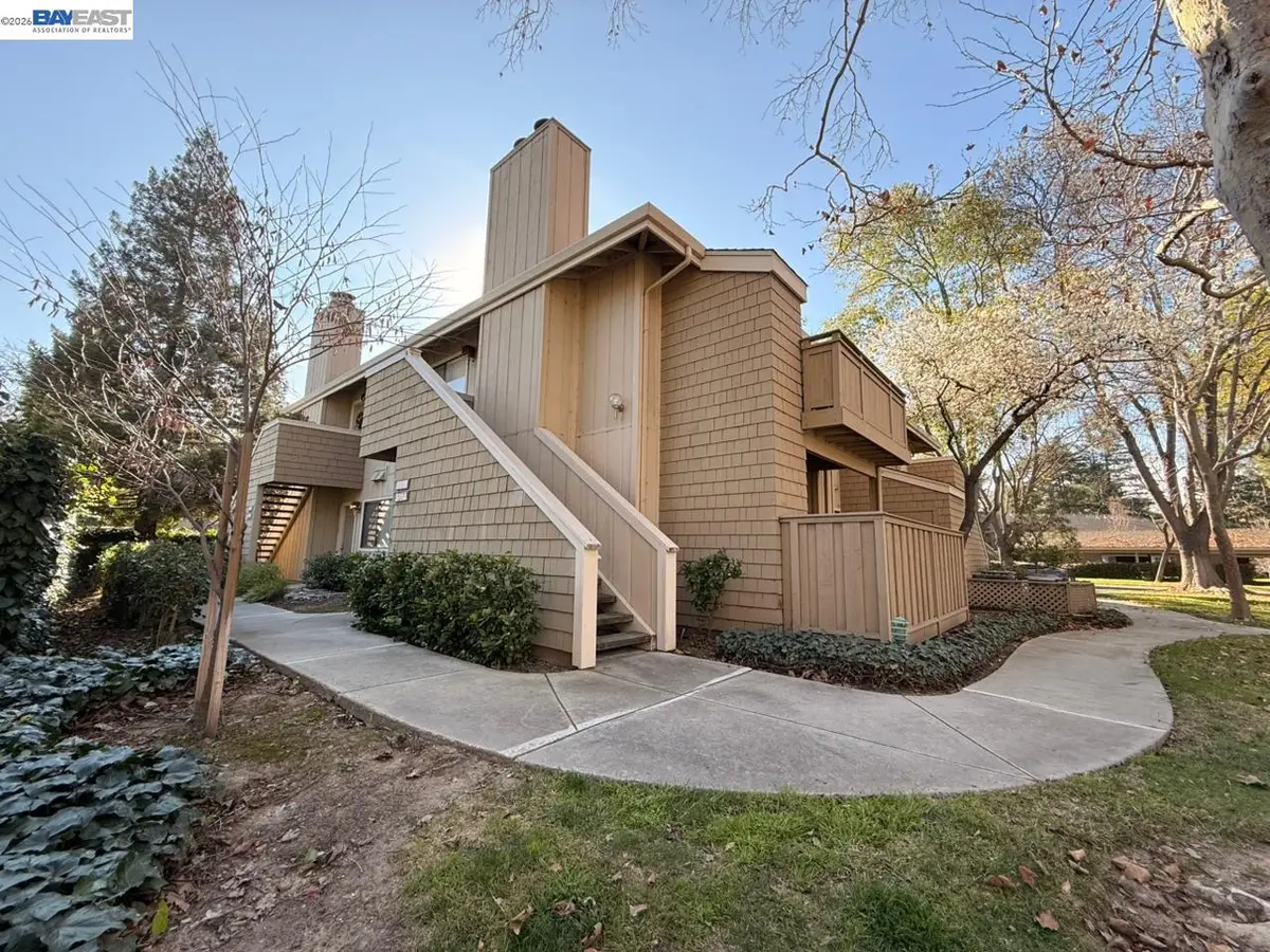 5701 Makati Cir #D, San Jose, CA 95123 - #1