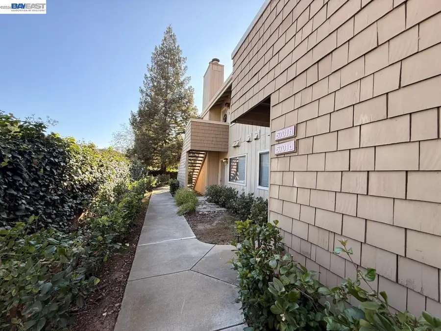 5701 Makati Cir #D, San Jose, CA 95123 - #2