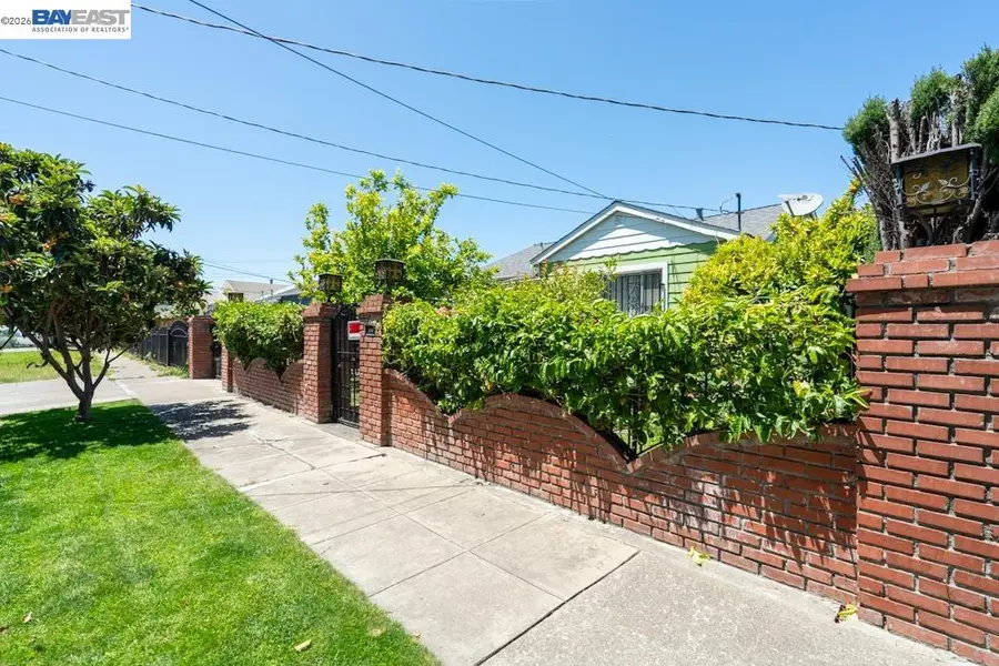 Address Withheld By Seller, Oakland, CA 94603 - #3