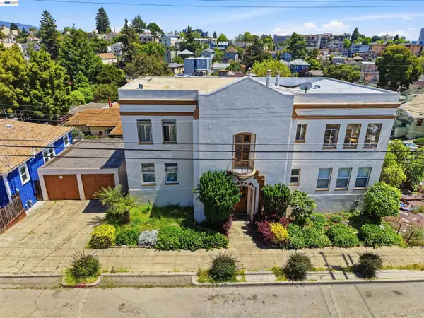 304 Fairmount Ave, Oakland, CA 94611