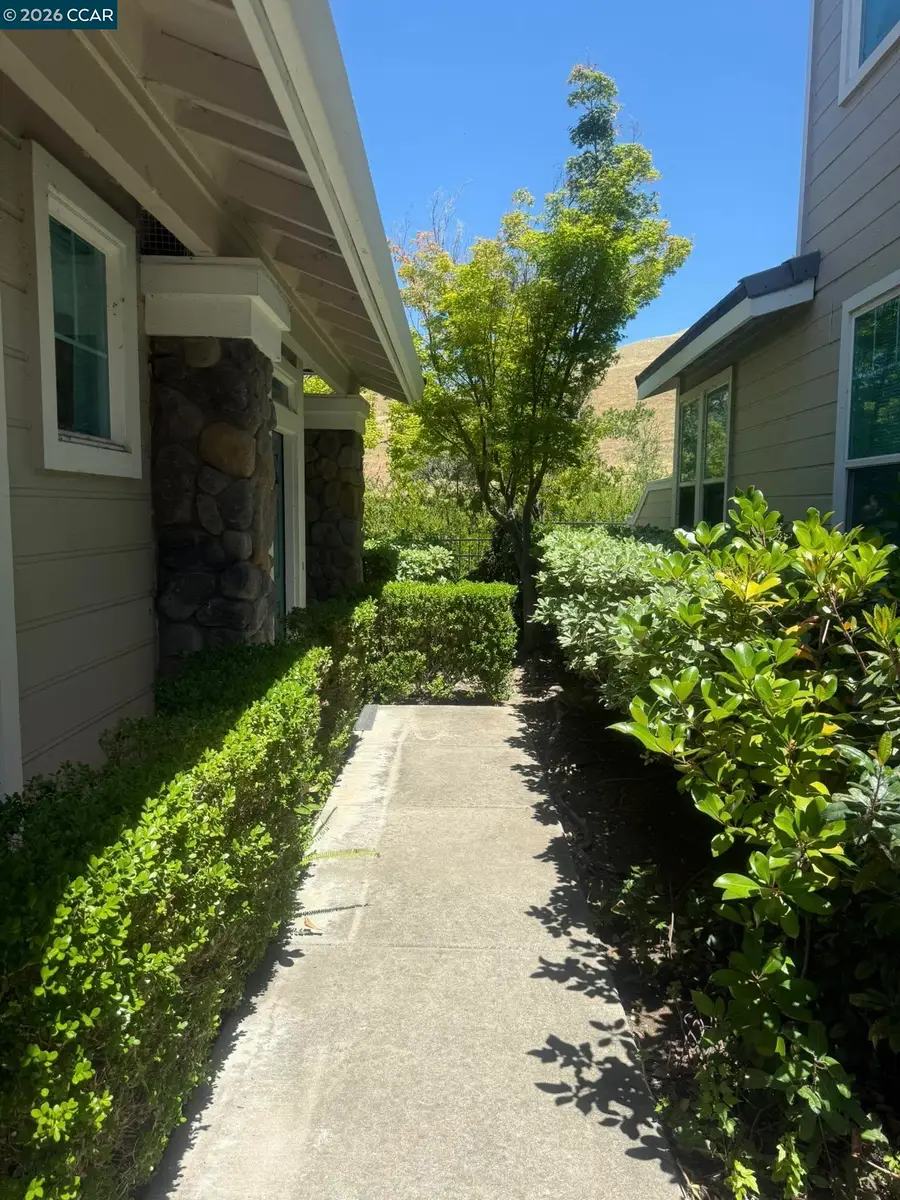 3905 Coyote Cr, Clayton, CA 94517 - #2