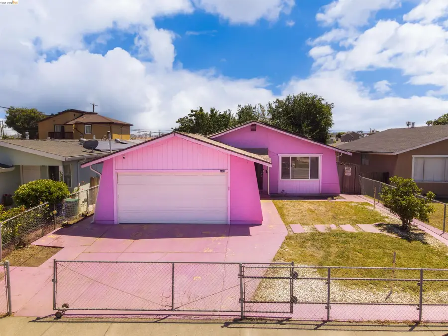 4304 Ohio Ave, Richmond, CA 94804 - #2