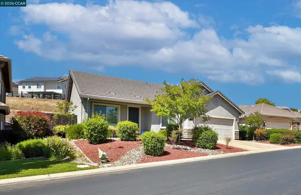 305 Gold Creek Dr, Valley Springs, CA 95252