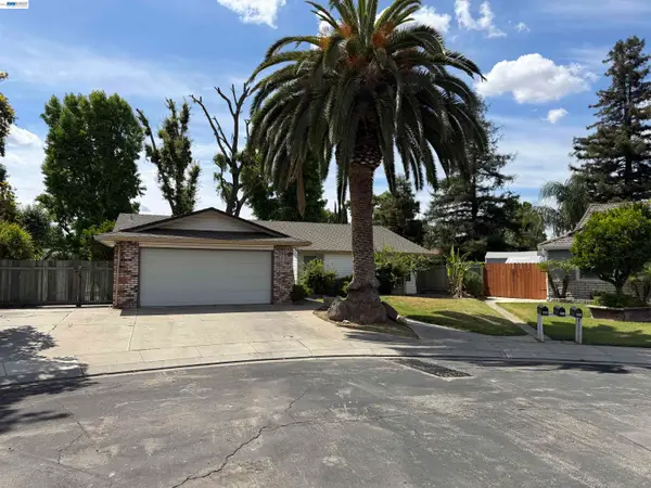 950 Lobos Ct., Manteca, CA 95336