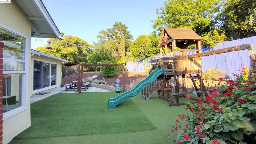 102 Kelobra Ct, Walnut Creek, CA 94598 - #2