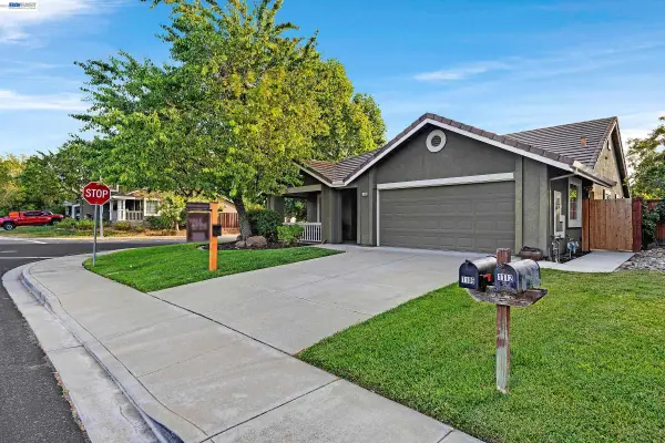 1106 Baltusrol Ct., Livermore, CA 94551