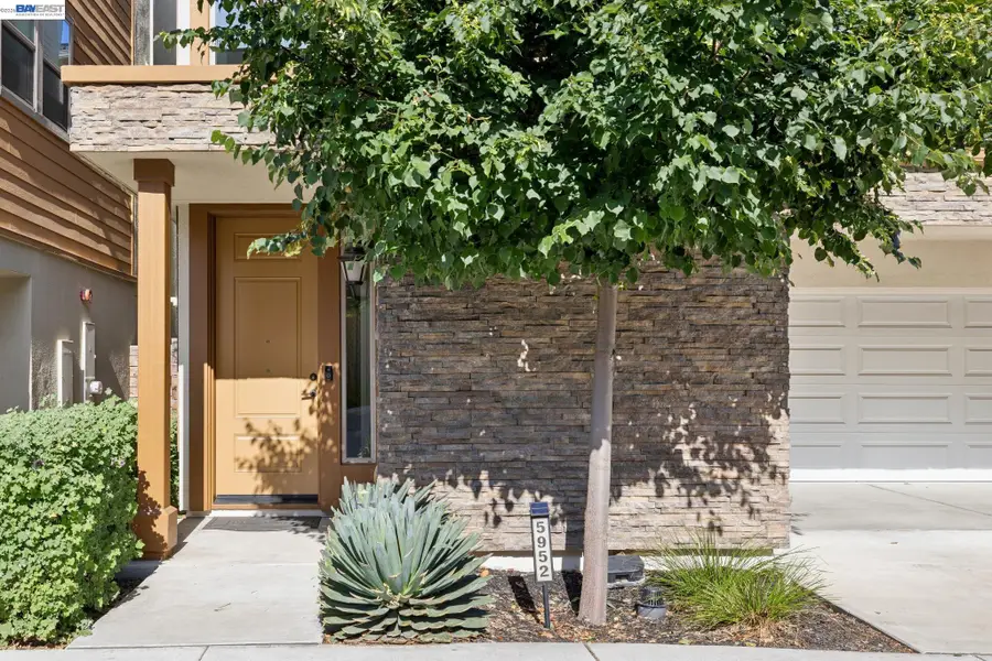 5952 Hadley Rd, Dublin, CA 94568 - #2